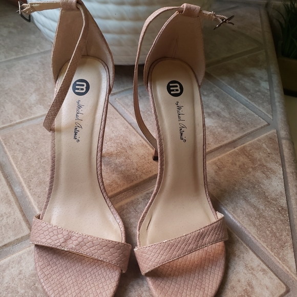 Michael Antonio Jaxine Rep Sandal - Picture 4 of 6